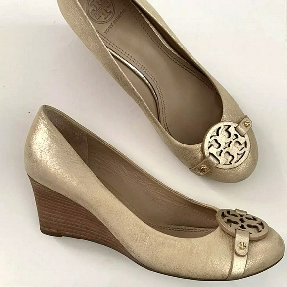 Tory Burch Gold Metallic Leather Wedge Pumps Heels Women's Size 10.5 M🌴 - Picture 2 of 10